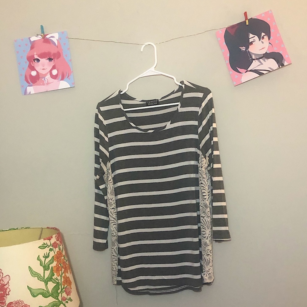 XL Papermoon long-sleeved tank with lace